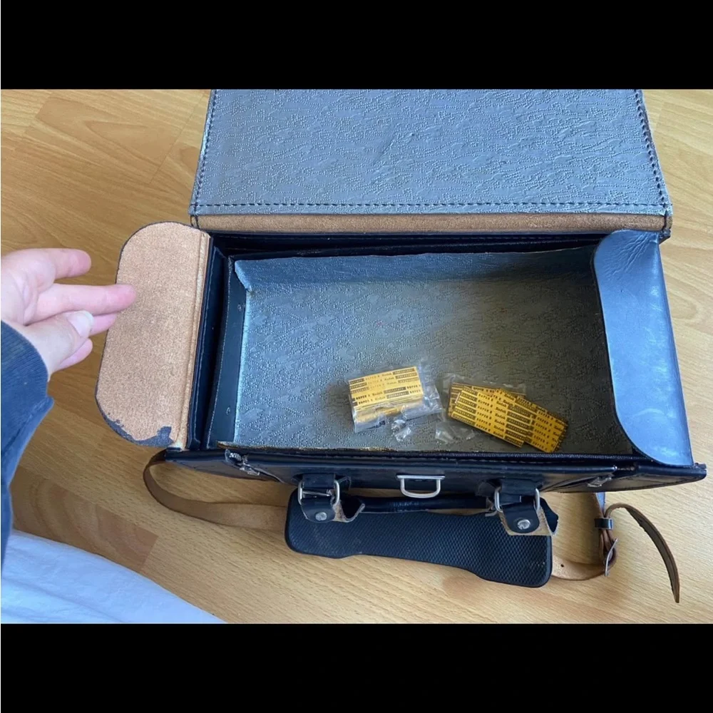 Vintage 1970s super 8 camera bag